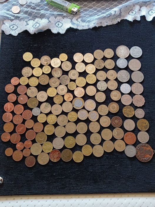 Monede vechi aștept oferte !