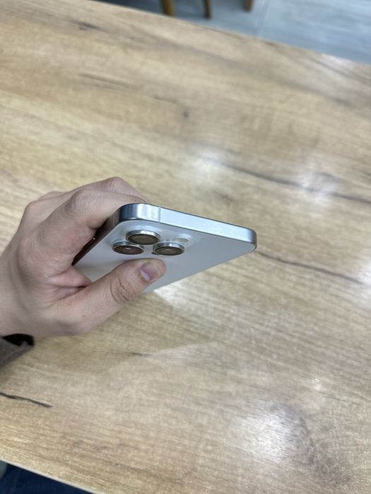 Iphone 15 Pro Max 1trb 80% White