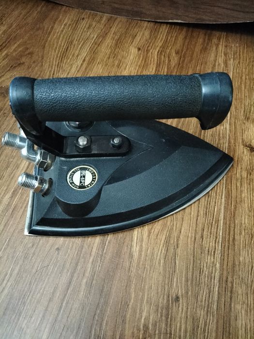 Утюг паровой отлично