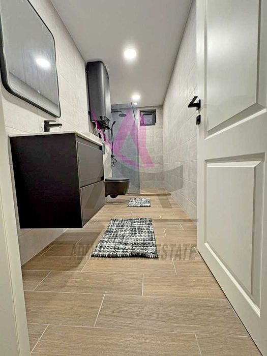 Дава се под наем Къща в с. Кранево, Област Добрич - 340 кв.м за 3000 € - Снимка #8