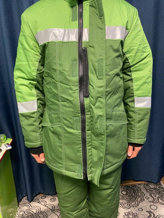 Зимний костюм 48 размер очен даже тёплые