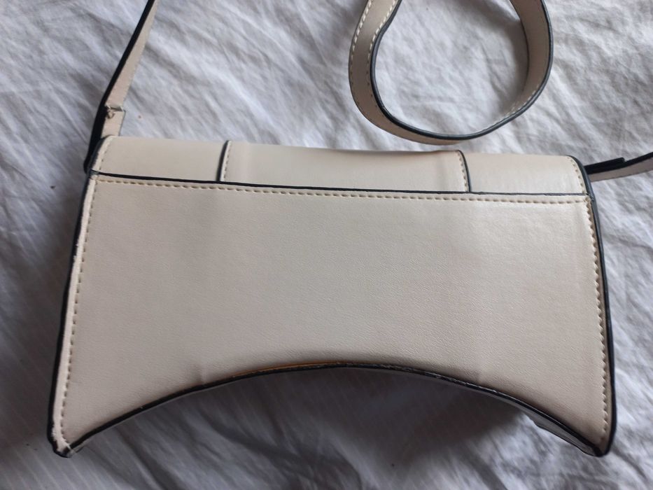 Чанти и шал кашмир с ръкавици