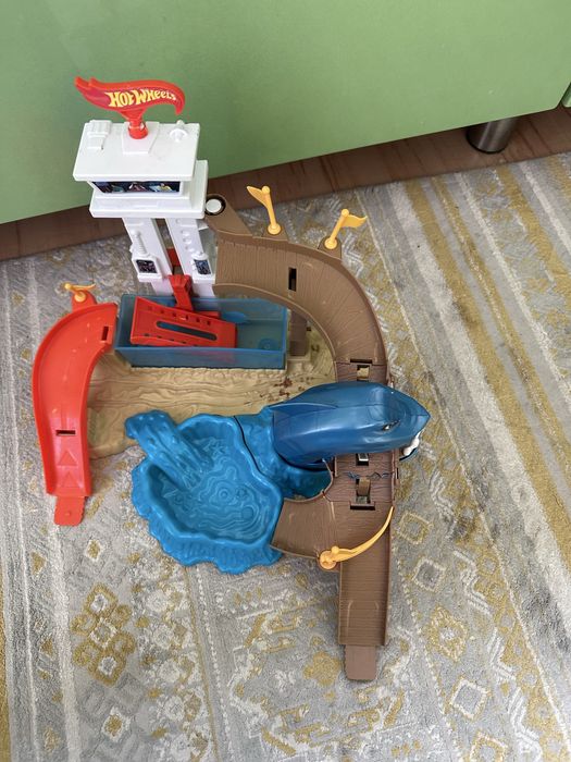 Игрушка трассы Хот Виллс