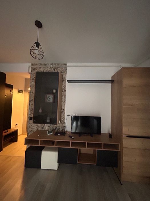 Ofer spre inchiriere studio