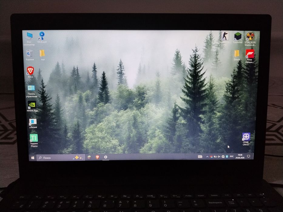 1.Lenovo IdeaPad