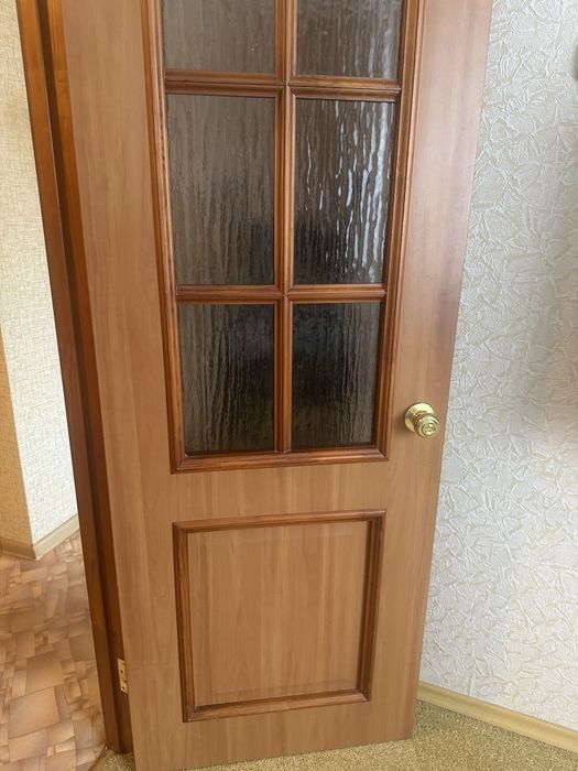Продам межкомнатную дверь