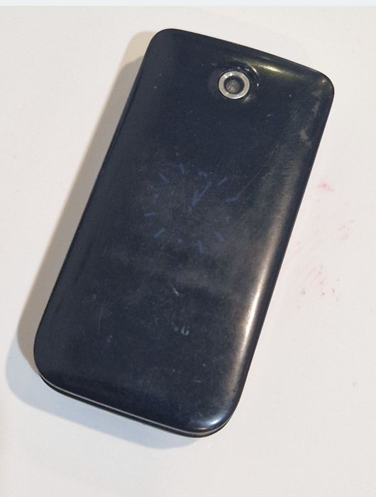 Telefon pentru piese sau colecție.  Necesita deblocare .