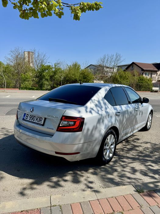 SKODA Octavia 2018 — imagine 4