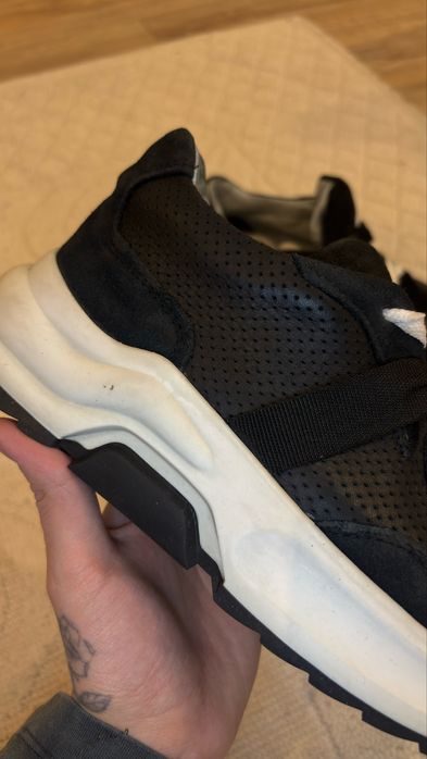 Турция.  кроссовки. Подошва резина