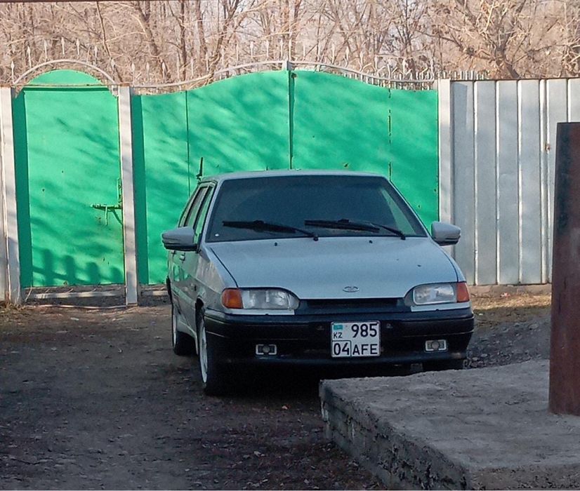 ваз 2114 лада 2005 год