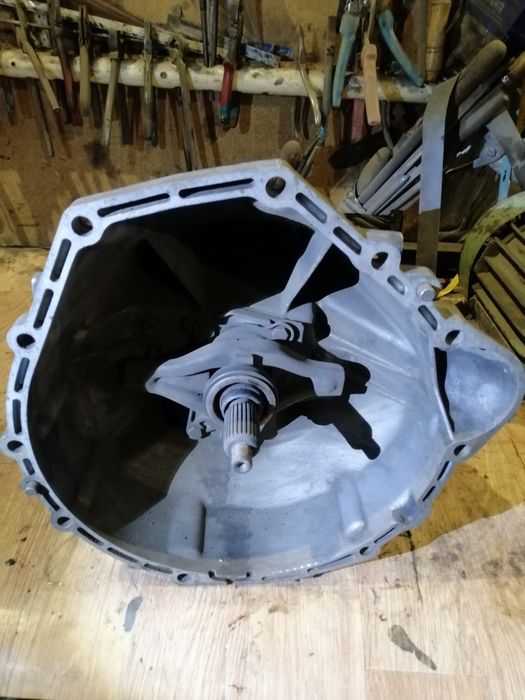 Продам кпп мерседес бенц Е 190,Е200Е220