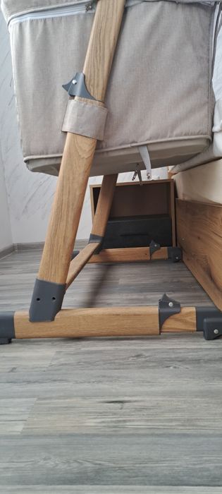 Next to me кошара