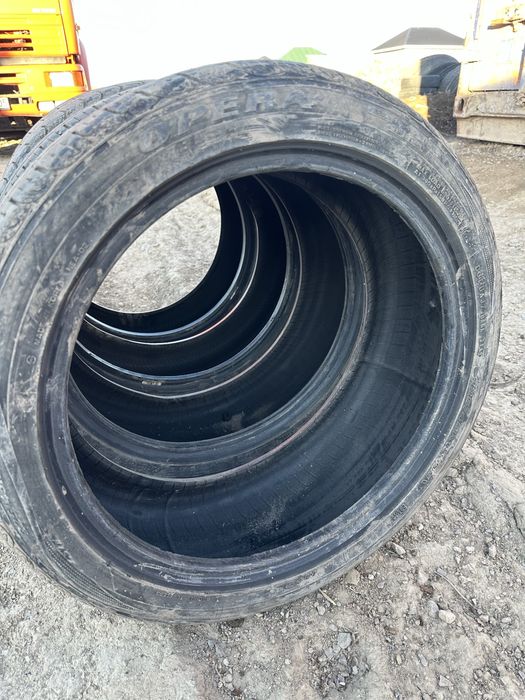Продам резину 225/45/18