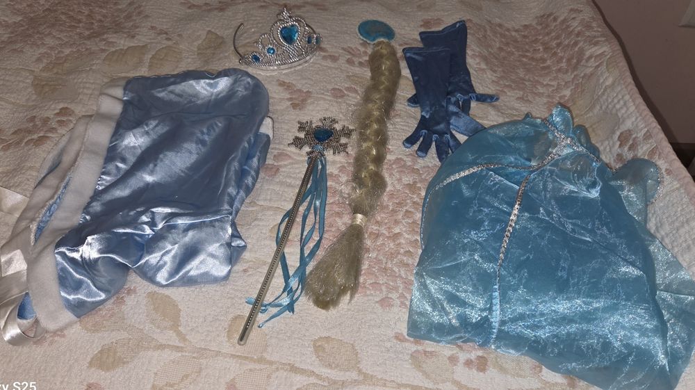 Костюми Хелуин Елза и Ана, Принцеса