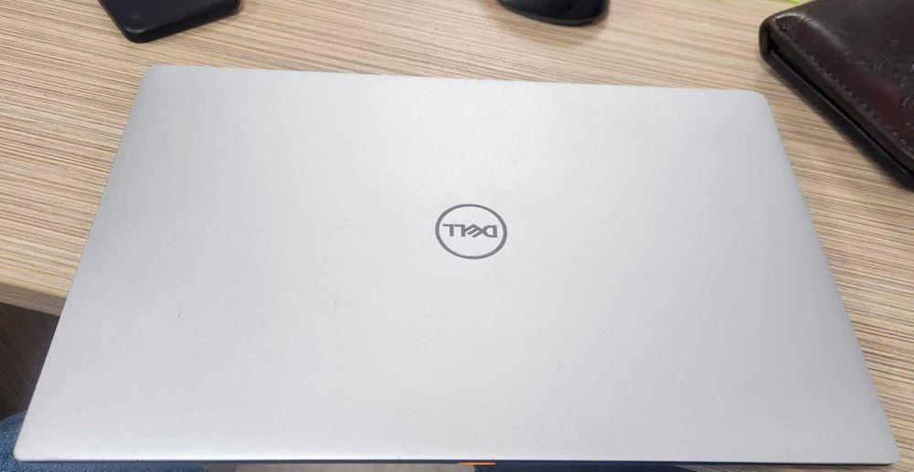 DELL XPS Touchscreen i7