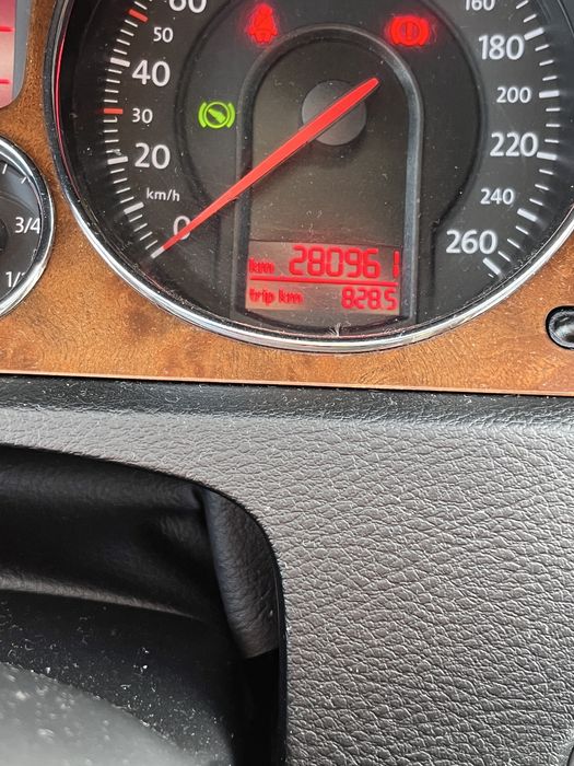 Vand/Schimb Volkswagen Passat B6 cu ceva de off road