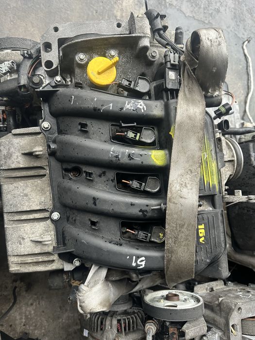 Двигатеь рено лалгус К4м ниссан альмера