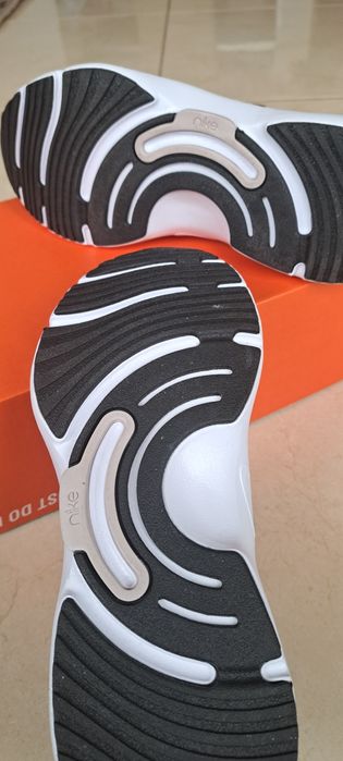 Nike nou mărimea 38