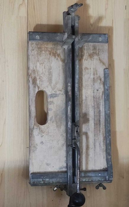 1бр. Професионална ръчна машина за рязане на плочки