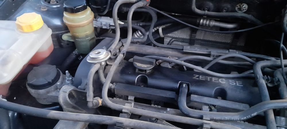 Ford focus 1.4 zetec benzina clasic EURO 4 Mașină de garaj