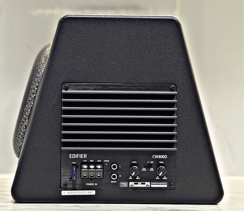 Edifire subwoofer sotiladi 1 oy bolgan yangi 1000W