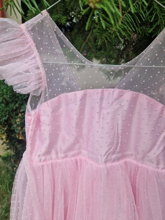 Vand rochiță superba