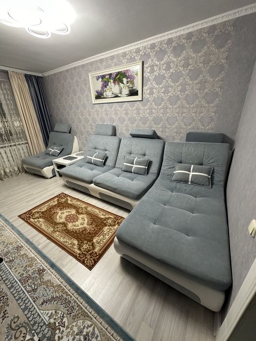 Продам угловой диван, угол меняется