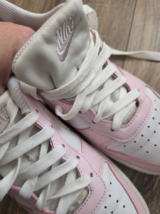 Adidași fete Nike 35.5