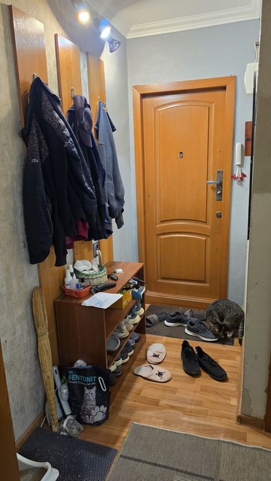 Продам 2 комнатную квартиру