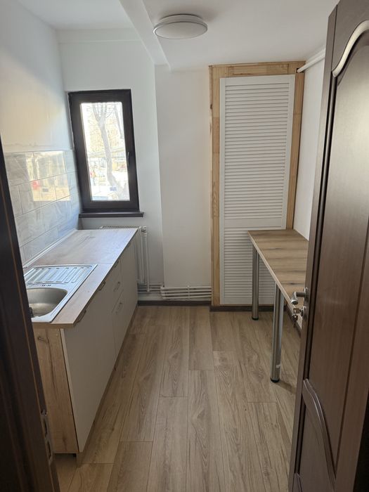 Etajul 1 ultracentral Bacau, apartament, renovat, prima inchiriere, Casa de cultura