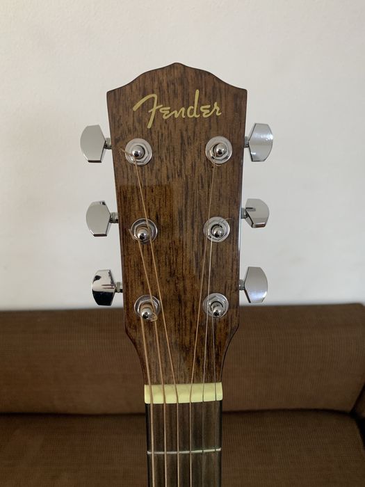 Chitară Fender electro-acustică
