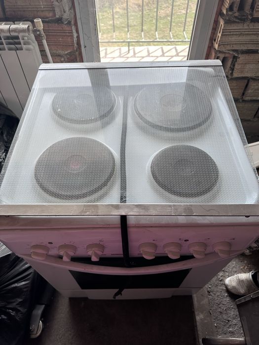 Готварска печка INDESIT