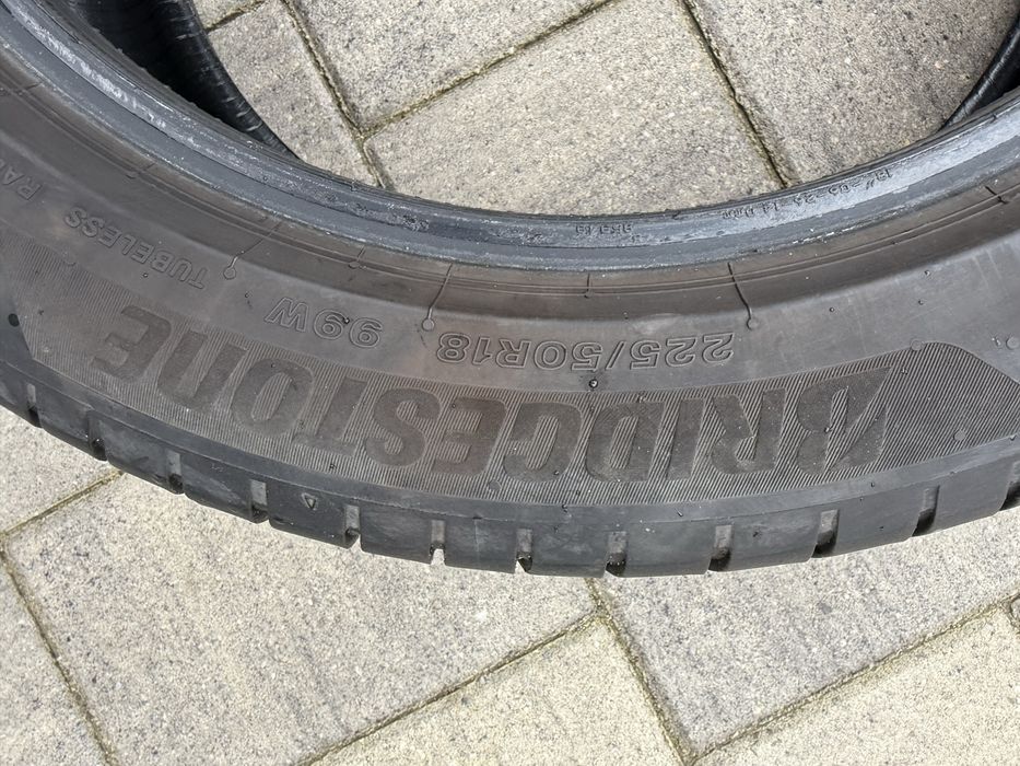 Anvelope vara Bridgestone 225/50 r18