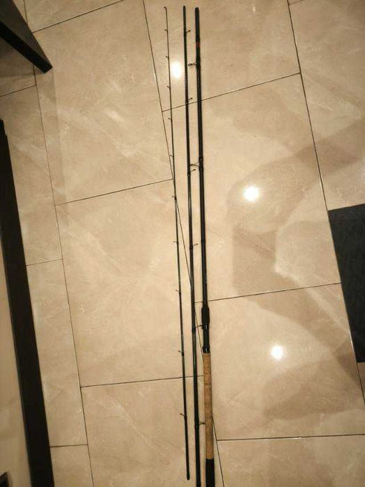 Продавам 2 риболовни "мач" пръчки