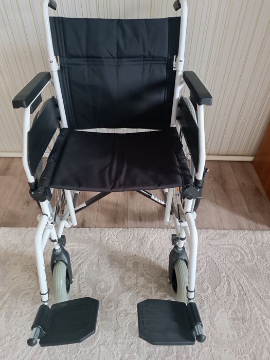 Инвалидное кресло коляска