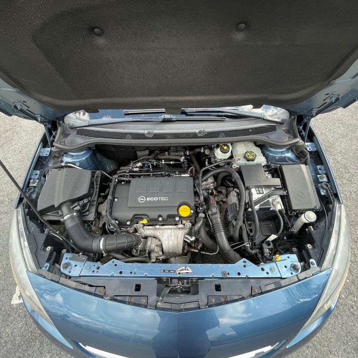 Opel Astra 1.4 TURBO COSMO Face Lifte 11.2014