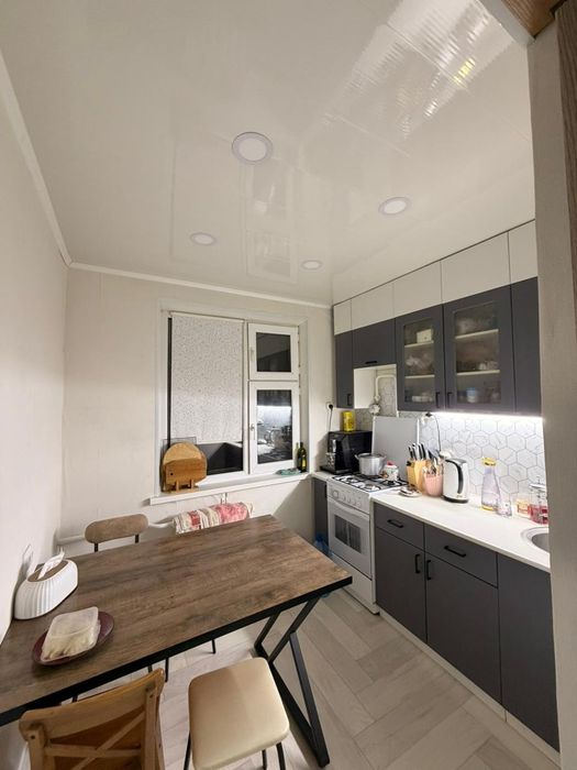 Продаётся 2 комн район.Автопарк