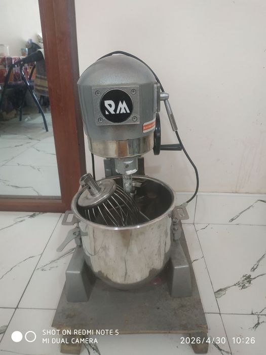 Продам миксер 10 кг