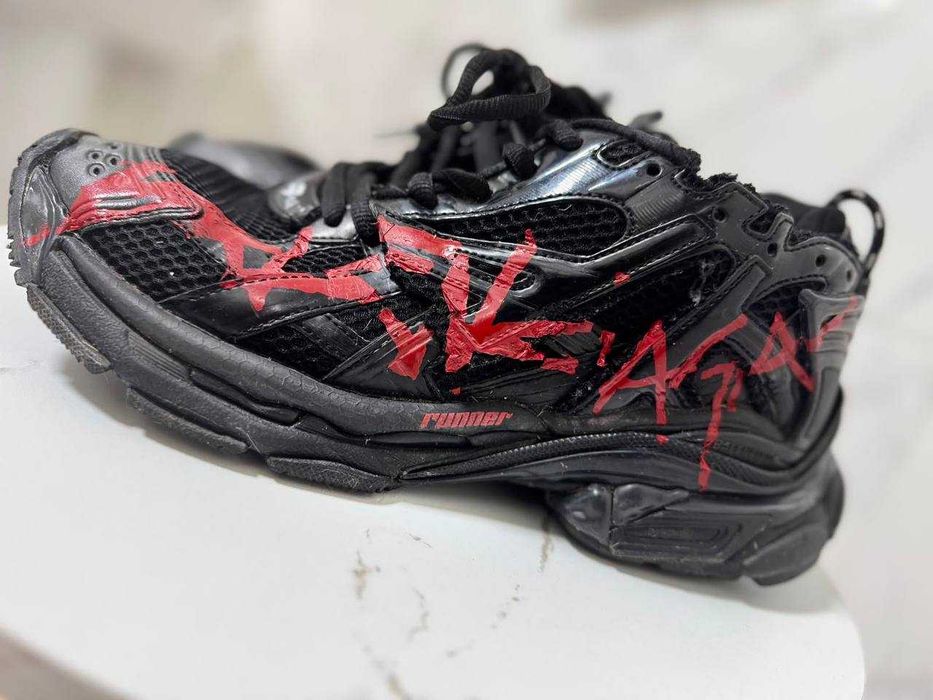 Кроссовки balenciaga runner graffiti black