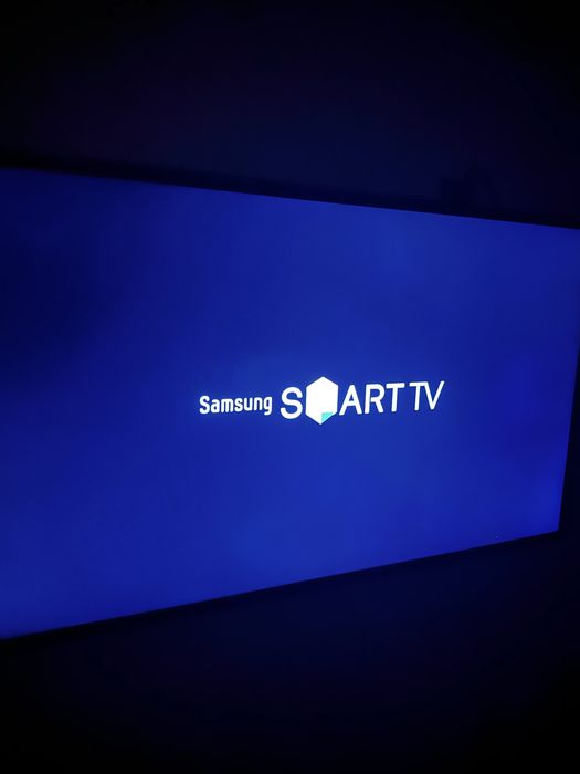 Телевизор samsung