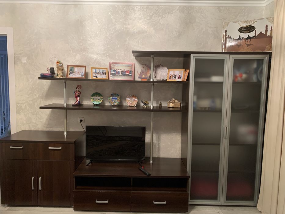 Срочно продам мебель для гостиной, б/у