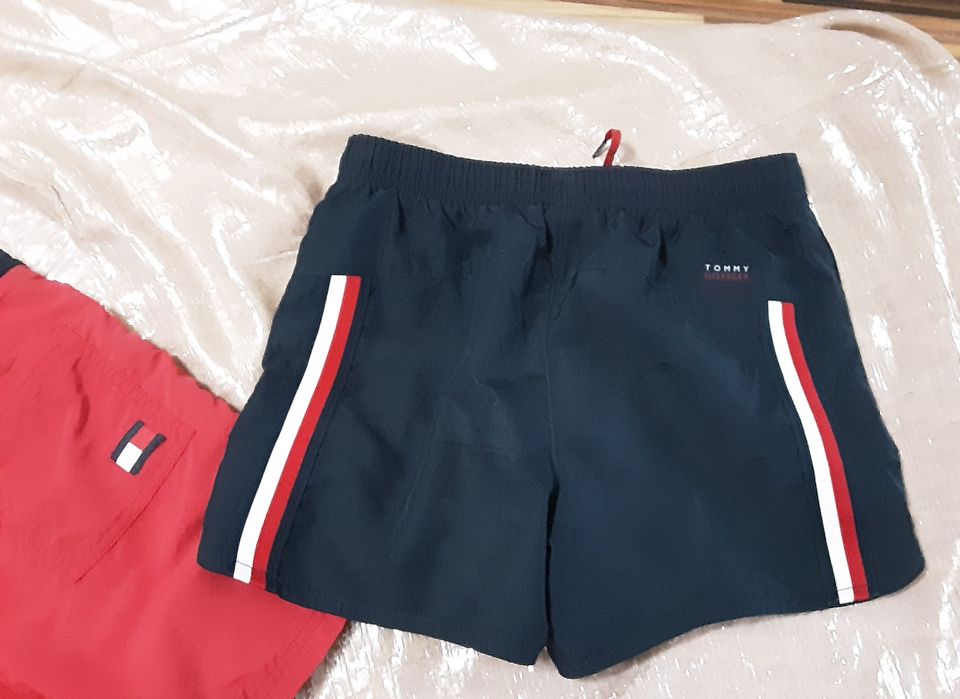 Tommy Hilfiger оригинални детски бански/панталонки