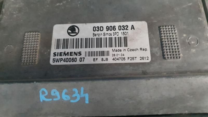 Calculator ecu Skoda Fabia 1999-2008 03d906032a