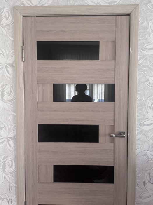 Межкомнатные двери 5 штук