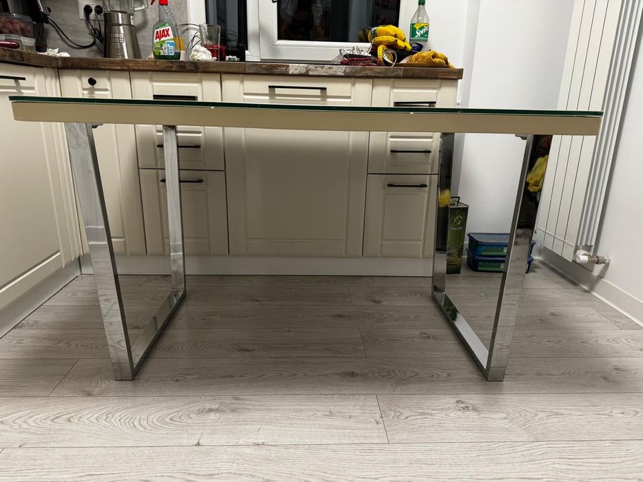 Masa bucatarie sticla securizata