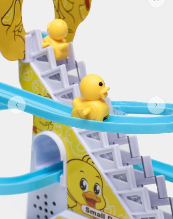 Развивающая игрушка для малышей Happy duck