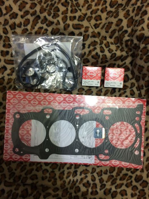 Продам комплект цепи ГРМ