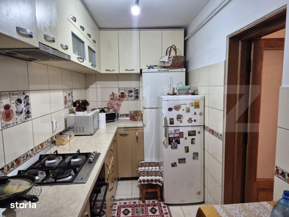 Apartament 3 camere, etaj 3, cartier George Enescu, Suceava — fotografia 3