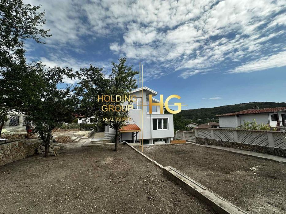 Къща в Добрич, област-гр.Балчик площ 218 кв.м