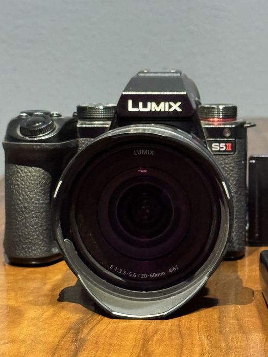 LUMIX S 2 Soliladi Kompilekt
